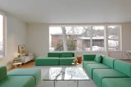 Philip Johnsons Wolfhouse - 1940s Landmark - Image 3
